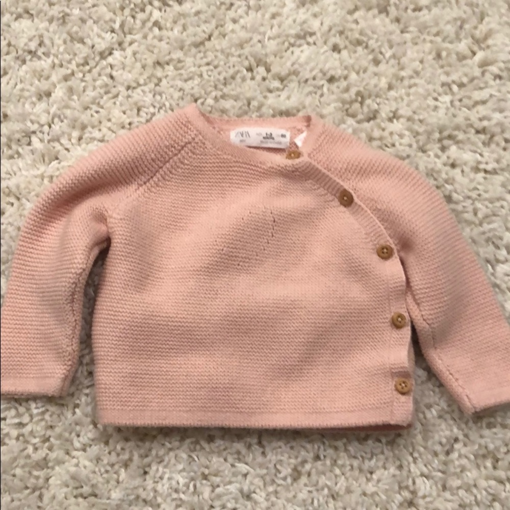 Zara button down sweater for bath girl